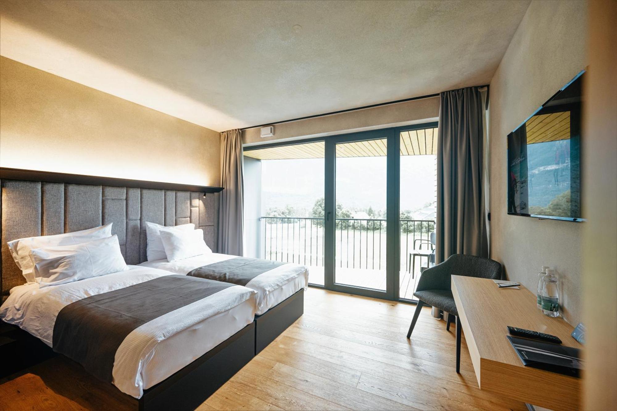 Hotel Soca Бовец Екстер'єр фото